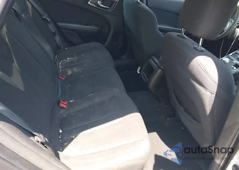 2015 Chrysler 200 Limited из США, поврежденный, VIN 1C3CCCAB7FN577548